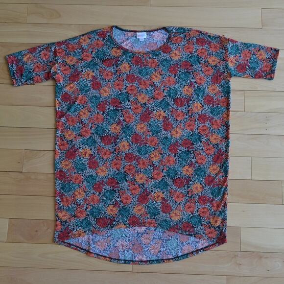 LuLaRoe Irma Tee Size M - Picture 1 of 4